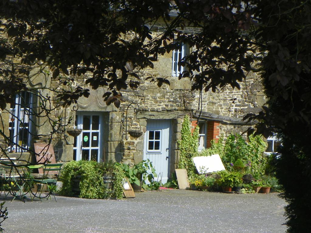 Ferme De La Gortiere Bed & Breakfast Le Teilleul Exterior photo